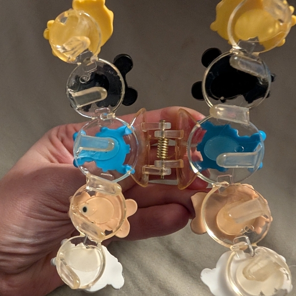 Colorful Disney Character Hair Clips - Picture 4 of 4
